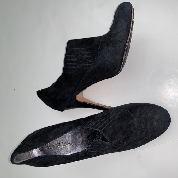 ❤️SOLD❤️COLE HAAN Air Talia SUEDE Black BOOTIE S 8 - Picture 4 of 8